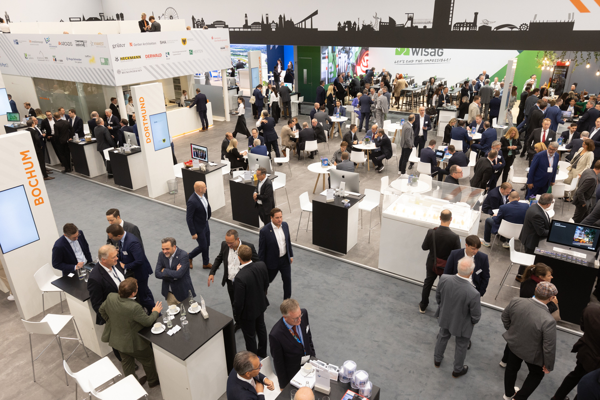 Bildbeschreibung angeben